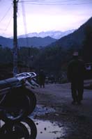 nepal212.jpg (10589 バイト)